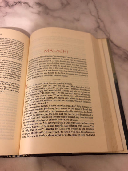 1983 RSV Reader’s Bible Hardcover Christian Bible Study Bible - Ref x369