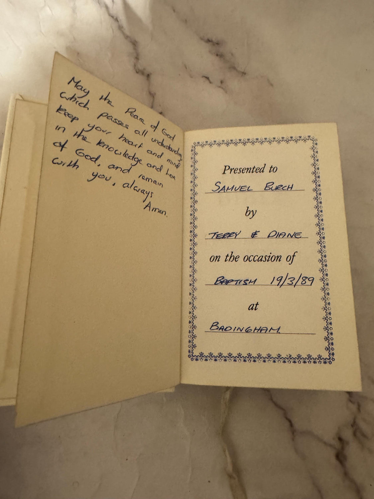 1989 White Vintage NIV Holy Bible – Baptism Presentation Gift – Personalised Keepsake Bible - Ref x599