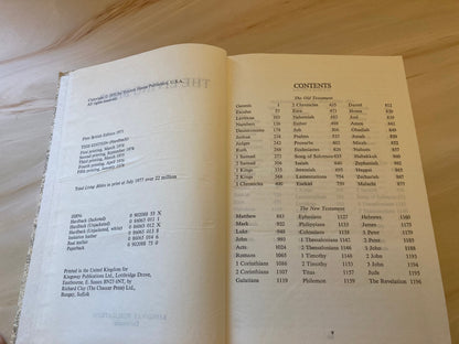 1978 The Living Bible Hardcover Edition - (Ref X74)
