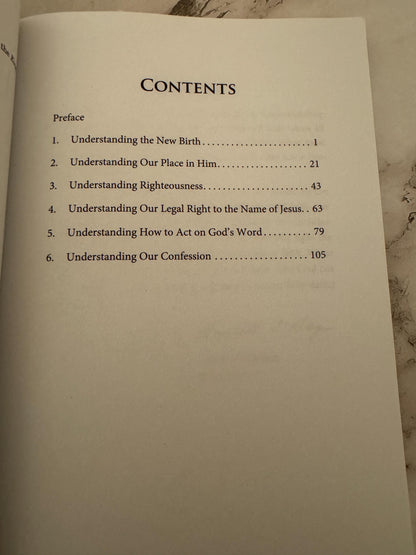 Understanding How to Fight the Good Fight of Faith book Kenneth Hagin - Ref x577