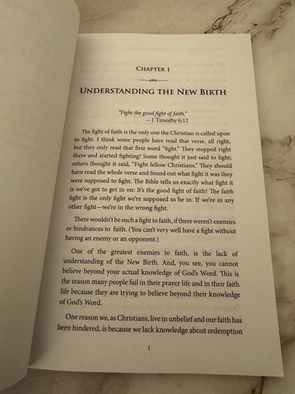 Understanding How to Fight the Good Fight of Faith book Kenneth Hagin - Ref x577