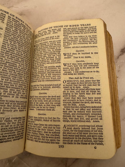 Vintage 1949 Book of Common Prayer | Eyre & Spottiswoode Miniature | Cream Celluloid Cross Cover | Church of England Pocket - Ref x553