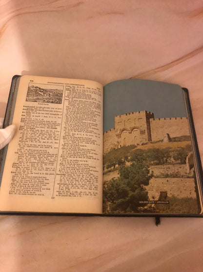1962 The Bible Reader’s Encyclopaedia and Concordance - Ref x475
