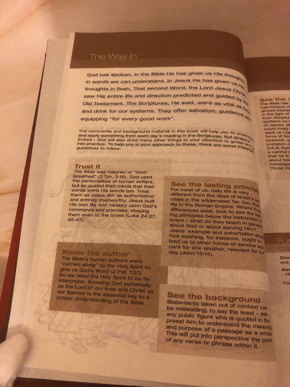 2007 Chronological Bible One Year Bible Modern Bible Christian Bible Study Bible - Ref x476