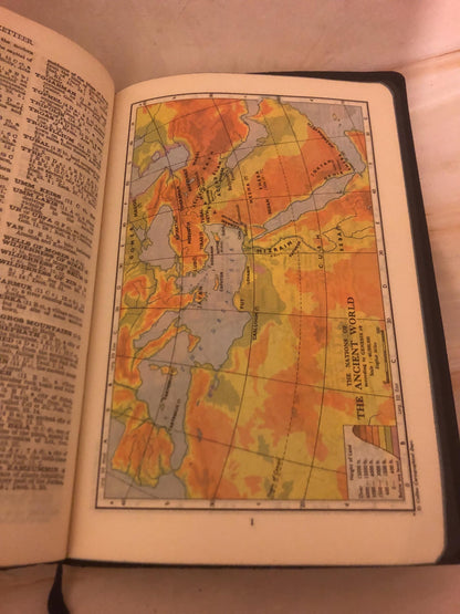 1962 The Bible Reader’s Encyclopaedia and Concordance - Ref x475