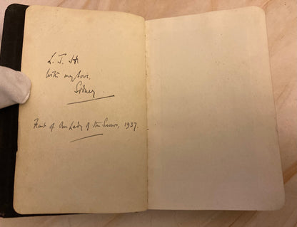 1931 Book of Common Prayer and Communion Hymns- (Ref x359)