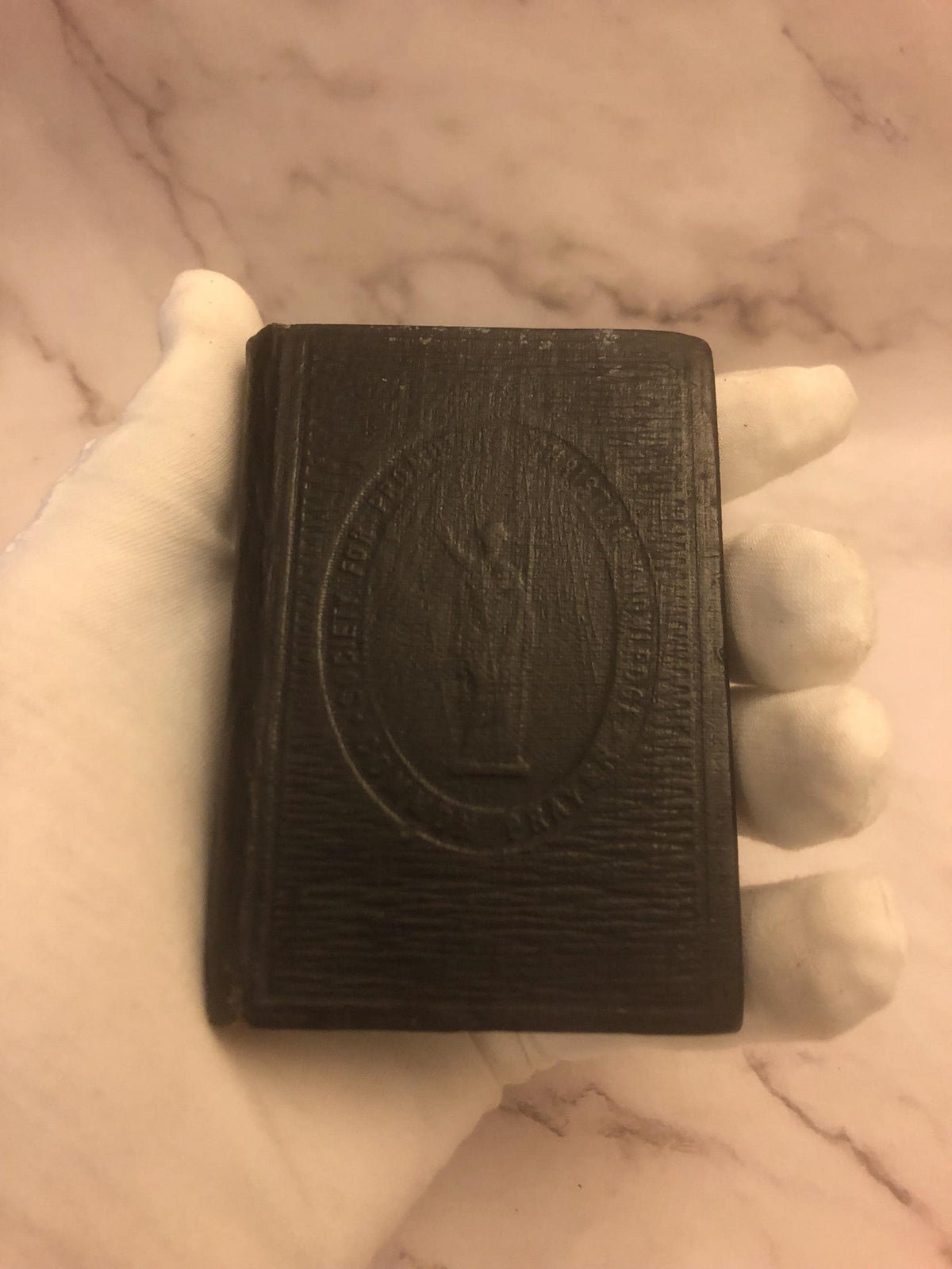 1908 Antique Book of Common Prayer Leather Vintage Church of England Prayer Book - (Ref x496)