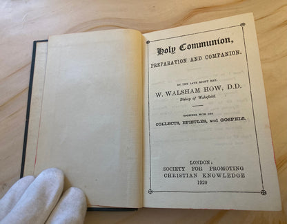 1920 Antique Holy Communion Book Epistles & Gospels Vintage Christian Prayer Book - (Ref x339)