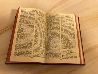 Antique Book of Common Prayer Red Leather Hymns Vintage Christian Prayer Book - (Ref x258)
