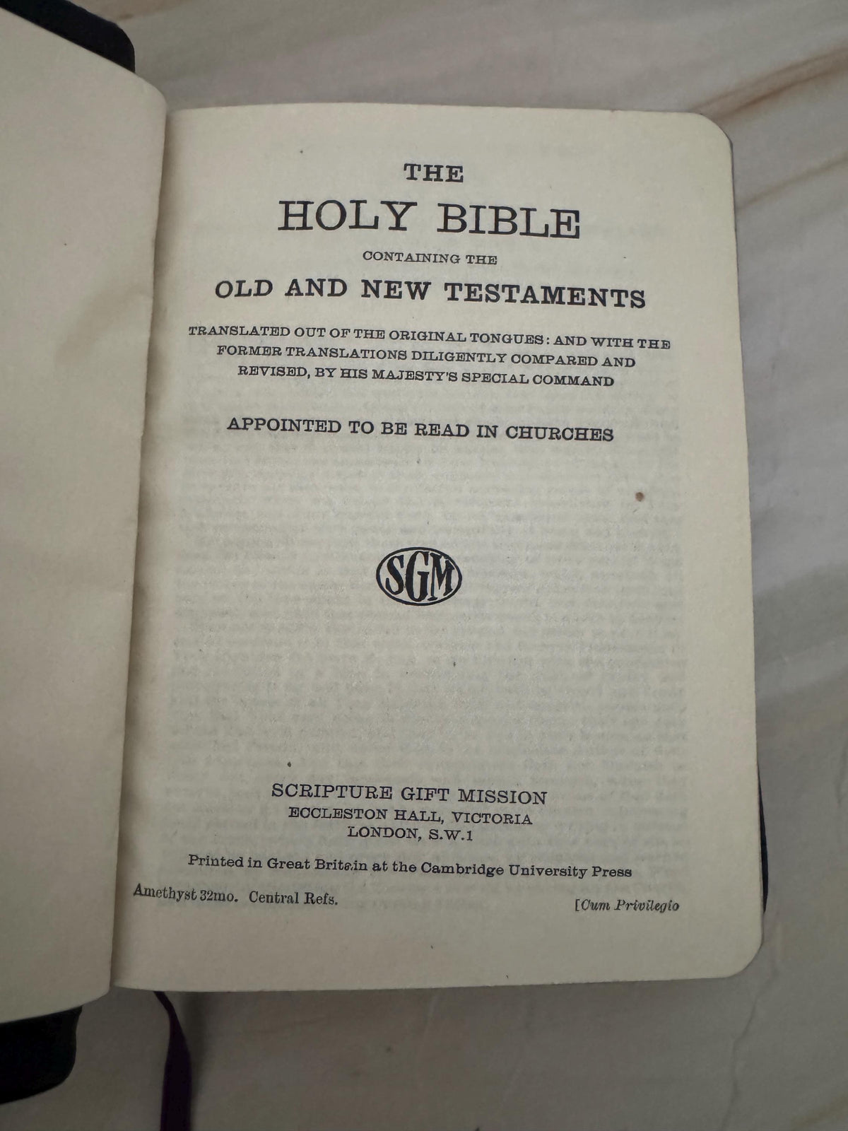 Vintage Holy Bible Black Leather Yap Cover King James Bible Blue Edge Pages Pocket Bible - Ref X676