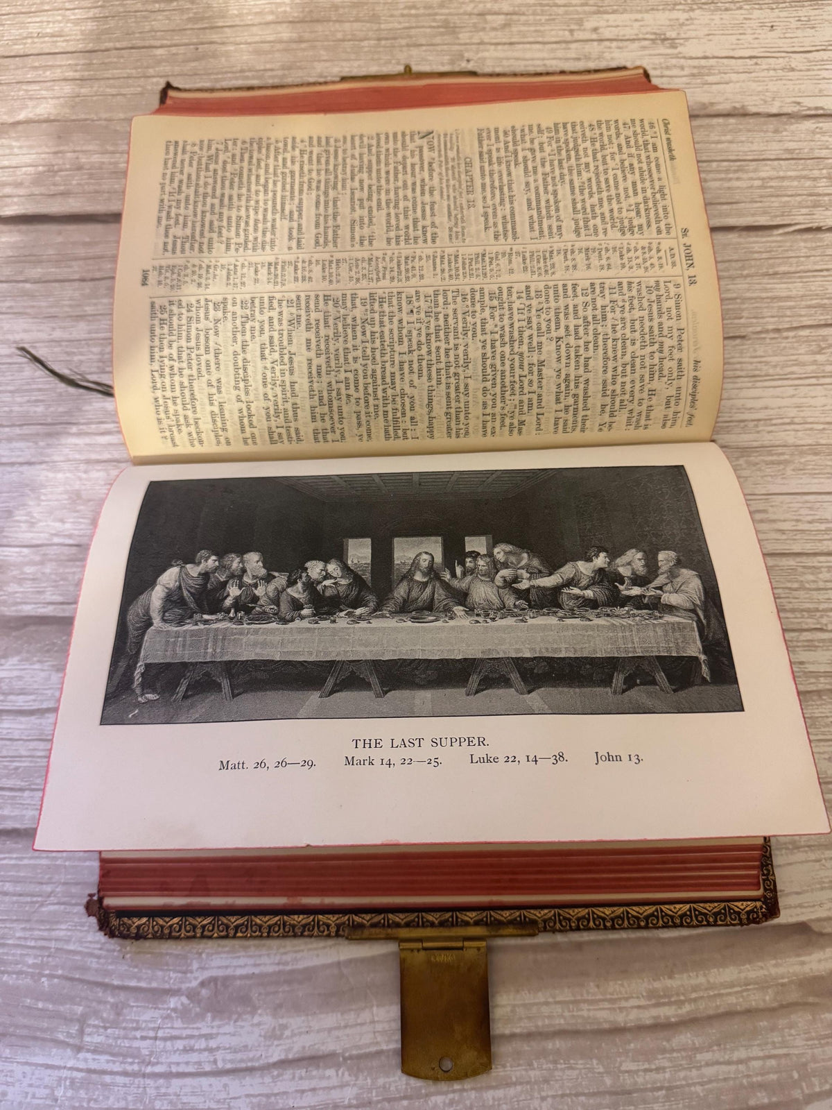 1909 Antique Holy Bible – Oxford KJV Illustrated Leather Bible with Large Brass Clasp - Ref x791