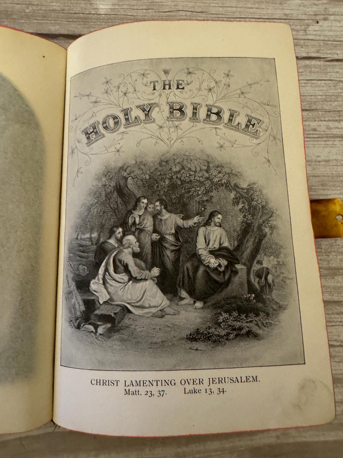 1909 Antique Holy Bible – Oxford KJV Illustrated Leather Bible with Large Brass Clasp - Ref x791