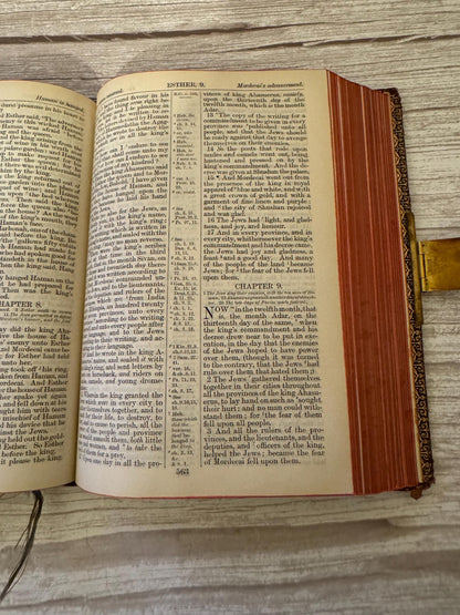 1909 Antique Holy Bible – Oxford KJV Illustrated Leather Bible with Large Brass Clasp - Ref x791