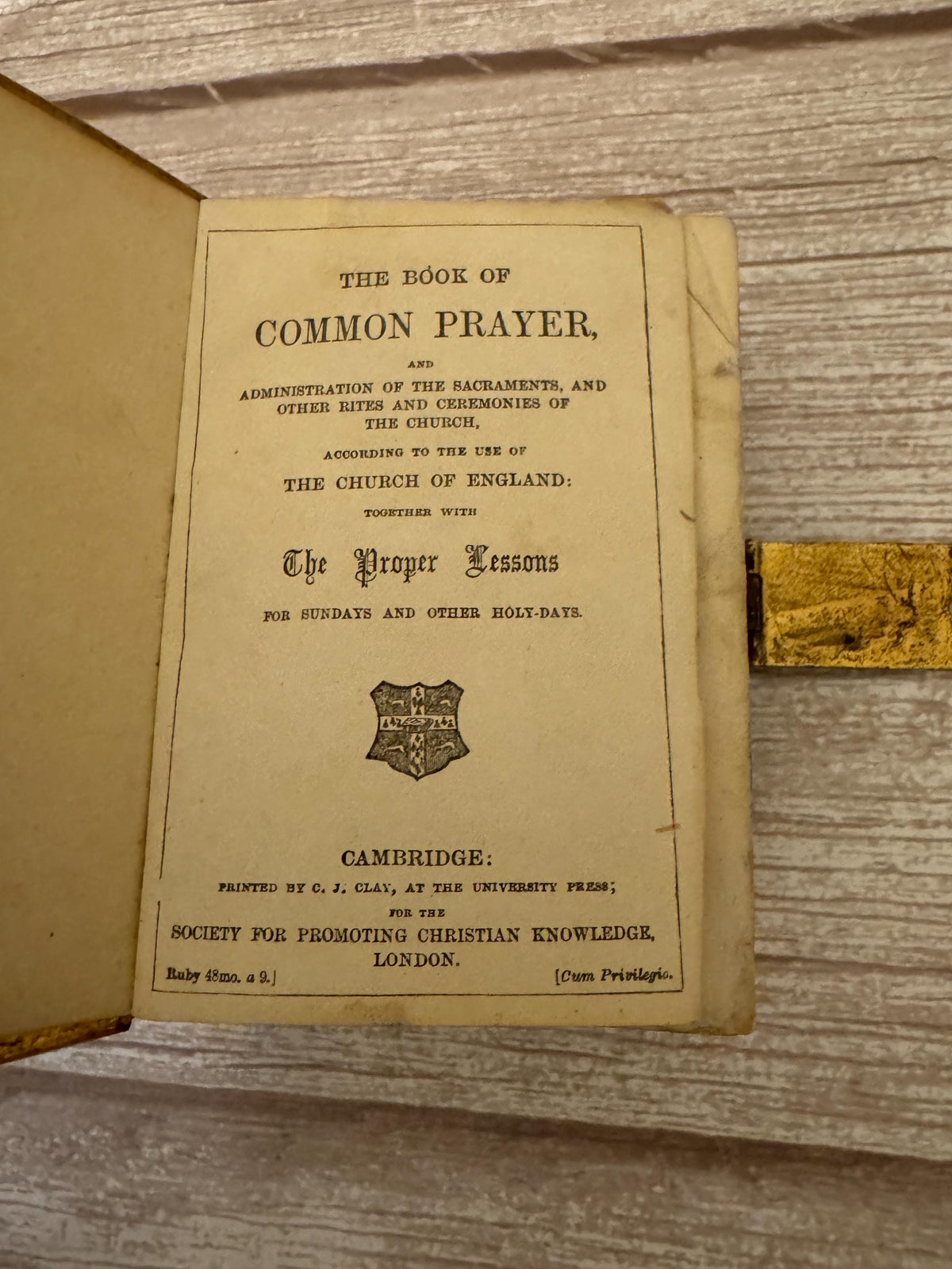 Antique Victorian Bible – New Testament & Book of Common Prayer with Brass Clasp - Ref x783