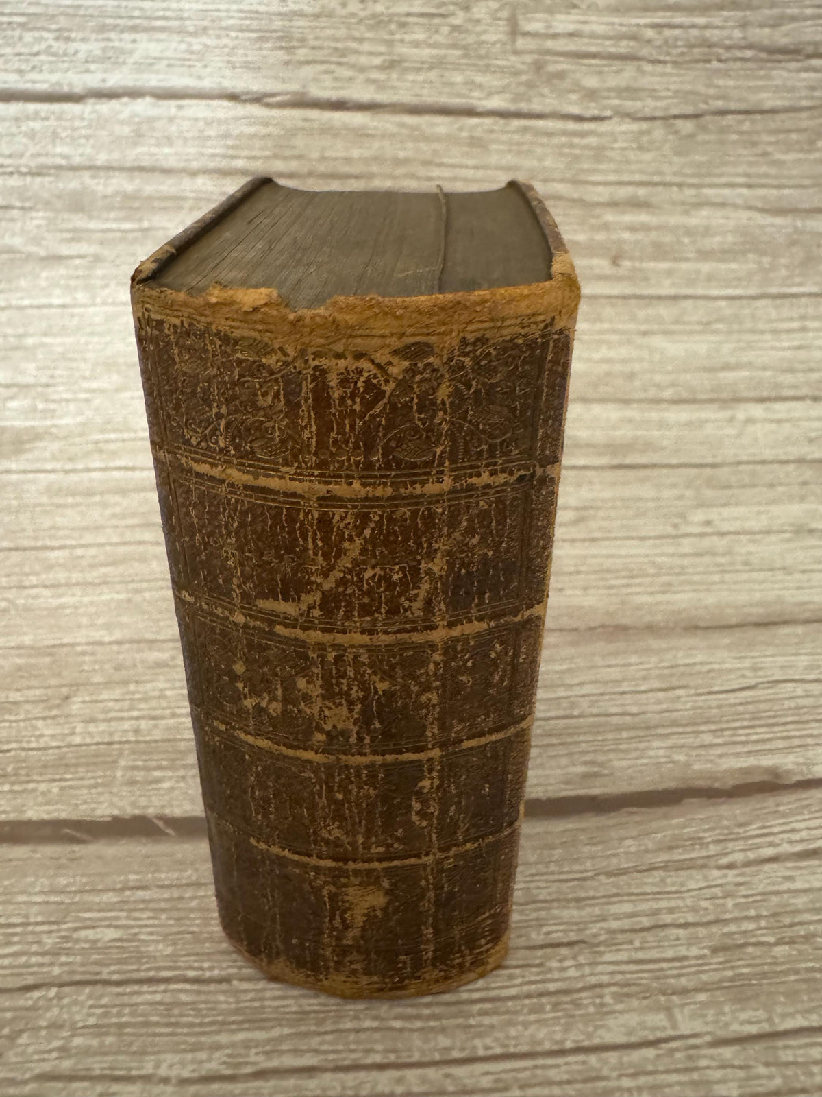 1850 Antique Bible – New Testament & Book of Common Prayer with Brass Clasp - Ref x782
