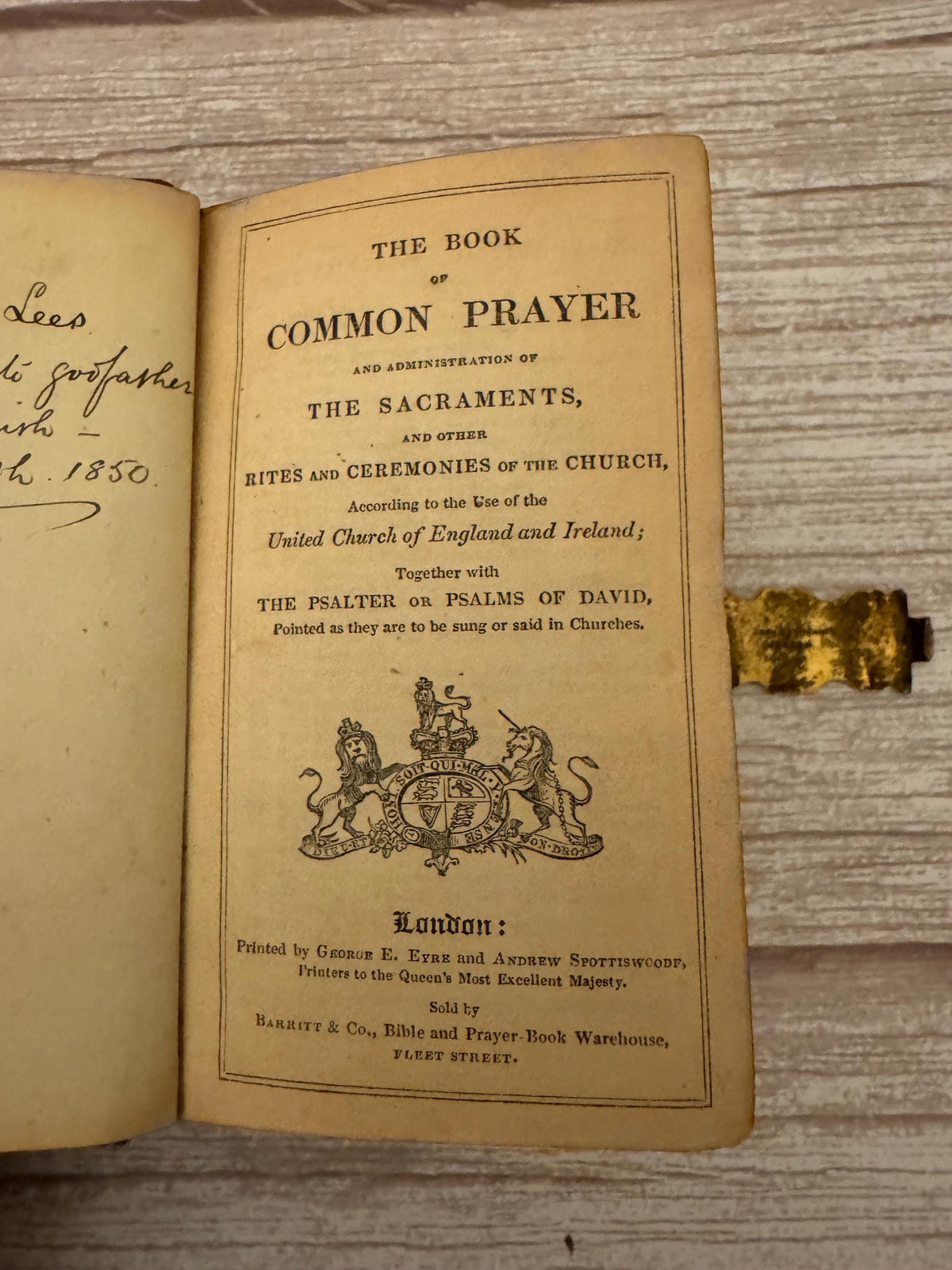 1850 Antique Bible – New Testament & Book of Common Prayer with Brass Clasp - Ref x782