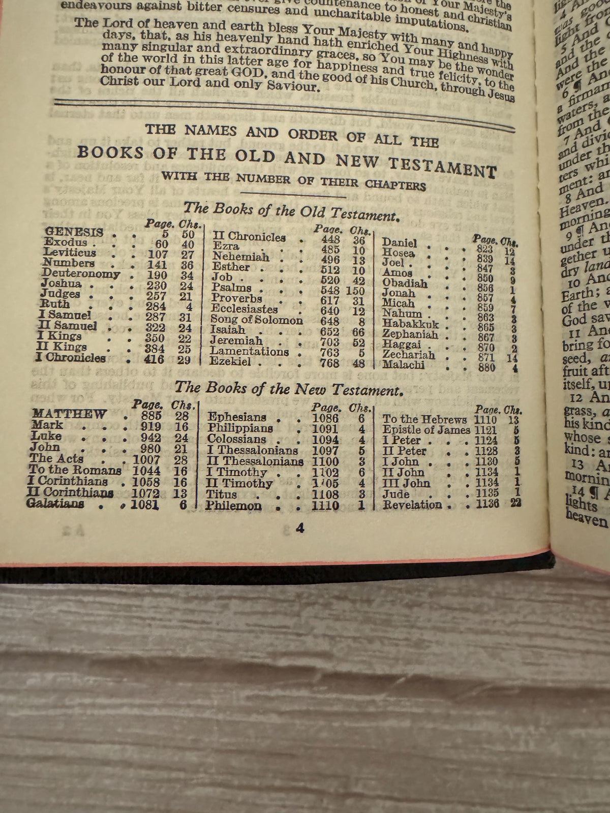 1971 Oxford Holy Bible KJV – Illustrated King James Bible with Original Slipcase - Ref x781