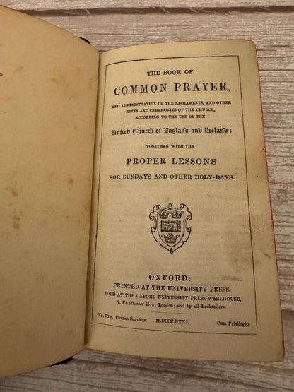 1871 New Testament and Book of Common Prayer – Victorian Leather Bible with Brass Clasp - Ref x778