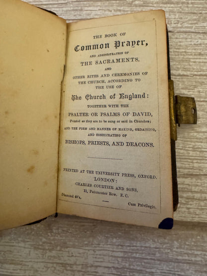 1800s Miniature Book of Common Prayer and Psalms – Leather Bound Ornate Brass Clasp - Ref x775