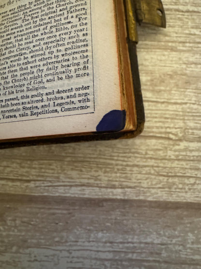 1800s Miniature Book of Common Prayer and Psalms – Leather Bound Ornate Brass Clasp - Ref x775