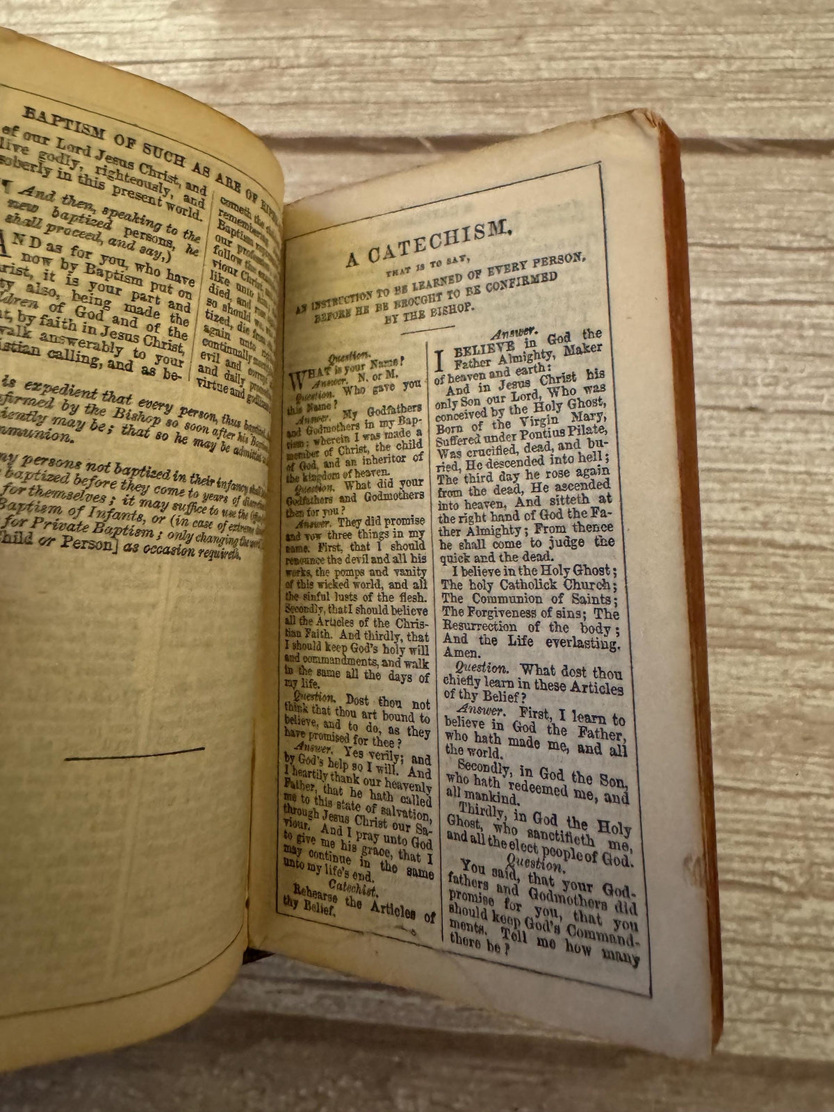 1800s Miniature Book of Common Prayer and Psalms – Leather Bound Ornate Brass Clasp - Ref x775