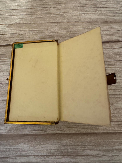 Book of Common Prayer & New Testament Holy Bible – Leather Bound Brass Clasp c.1874–1883 - Ref x773