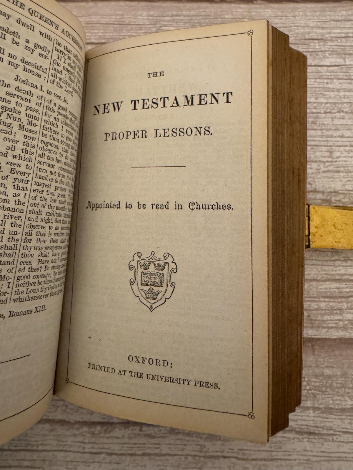 Book of Common Prayer & New Testament Holy Bible – Leather Bound Brass Clasp c.1874–1883 - Ref x773