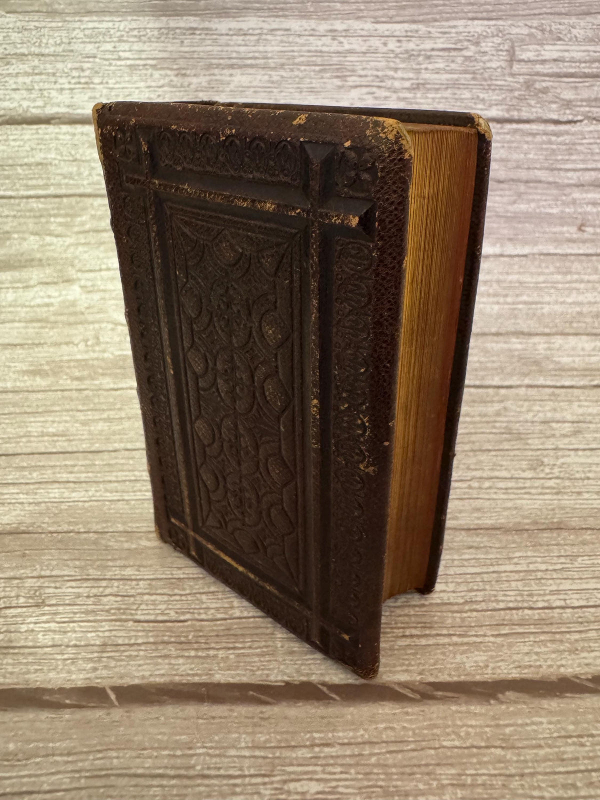 1876 Antique New Testament & Book of Common Prayer – Victorian Leather Bible - Ref x770