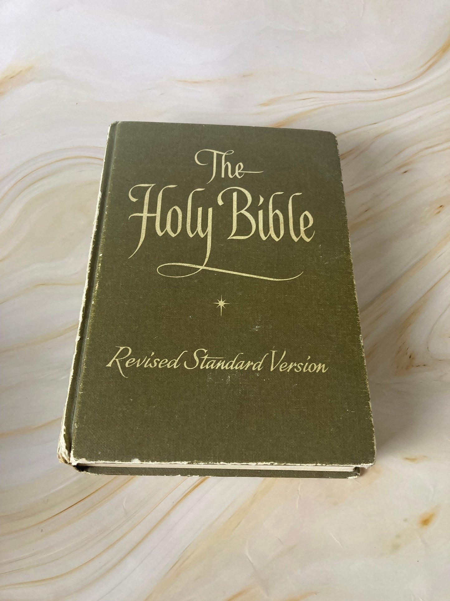 Illustrated Holy Bible Revised Standard Version 1971 - Hardcover Picture Album - (Ref X79)