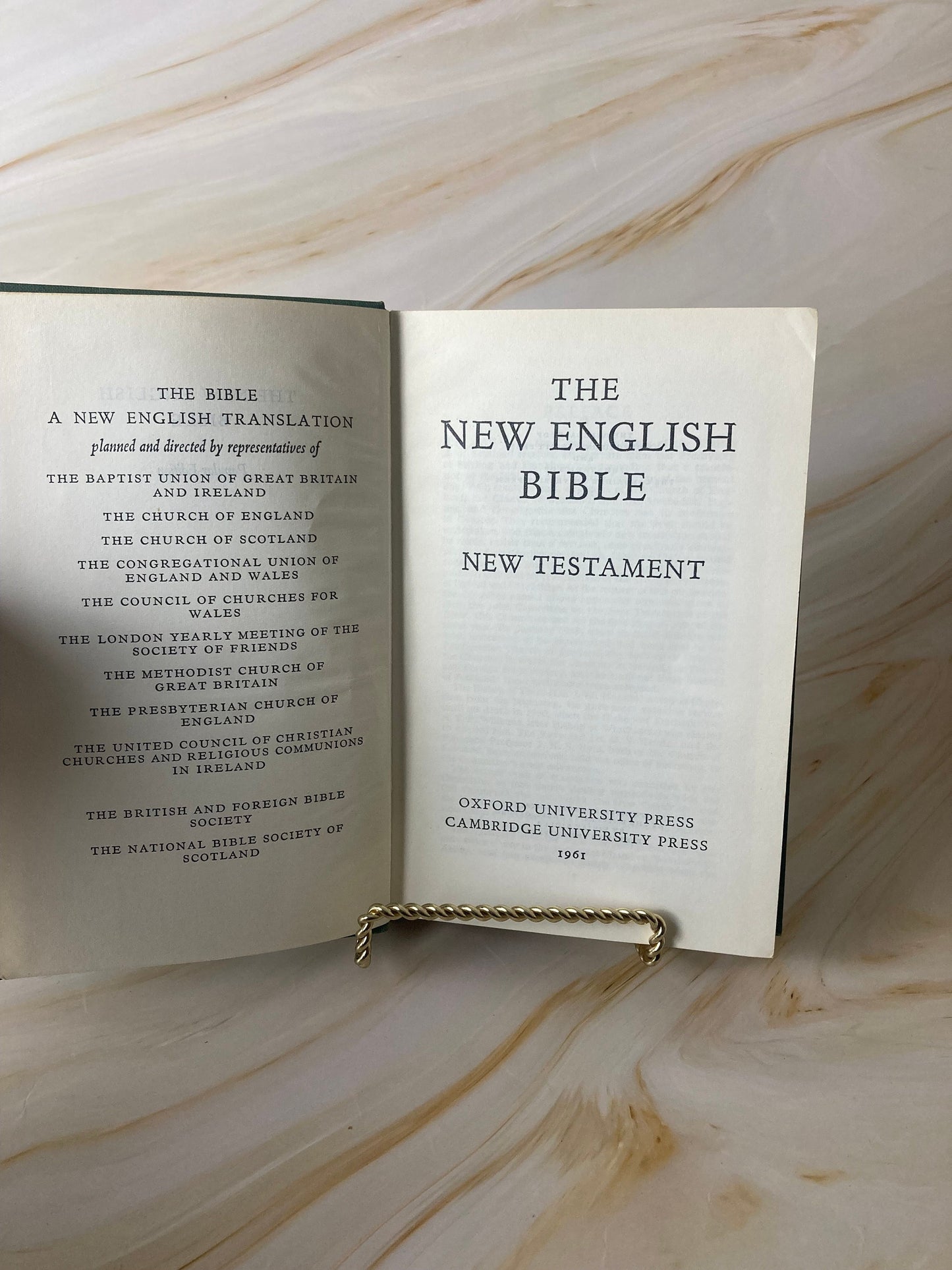 Rare Hardback New English Bible 1961 - (Ref X87)