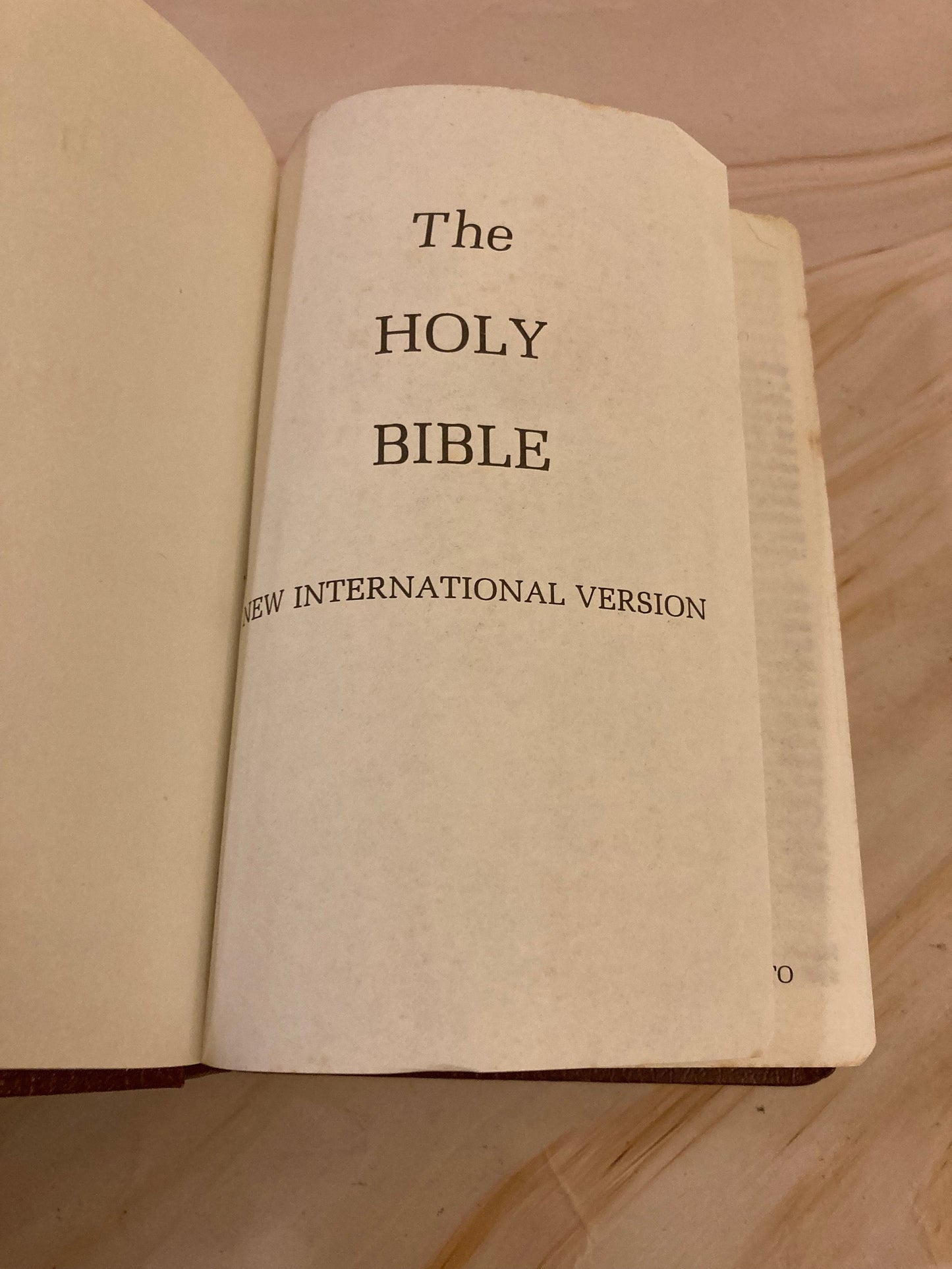 1983 NIV Pocket Size Bible - (Ref x206)