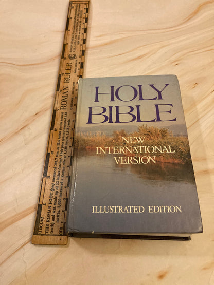 1987 illustrated Holy Bible NIV Hardback - (Ref x218)