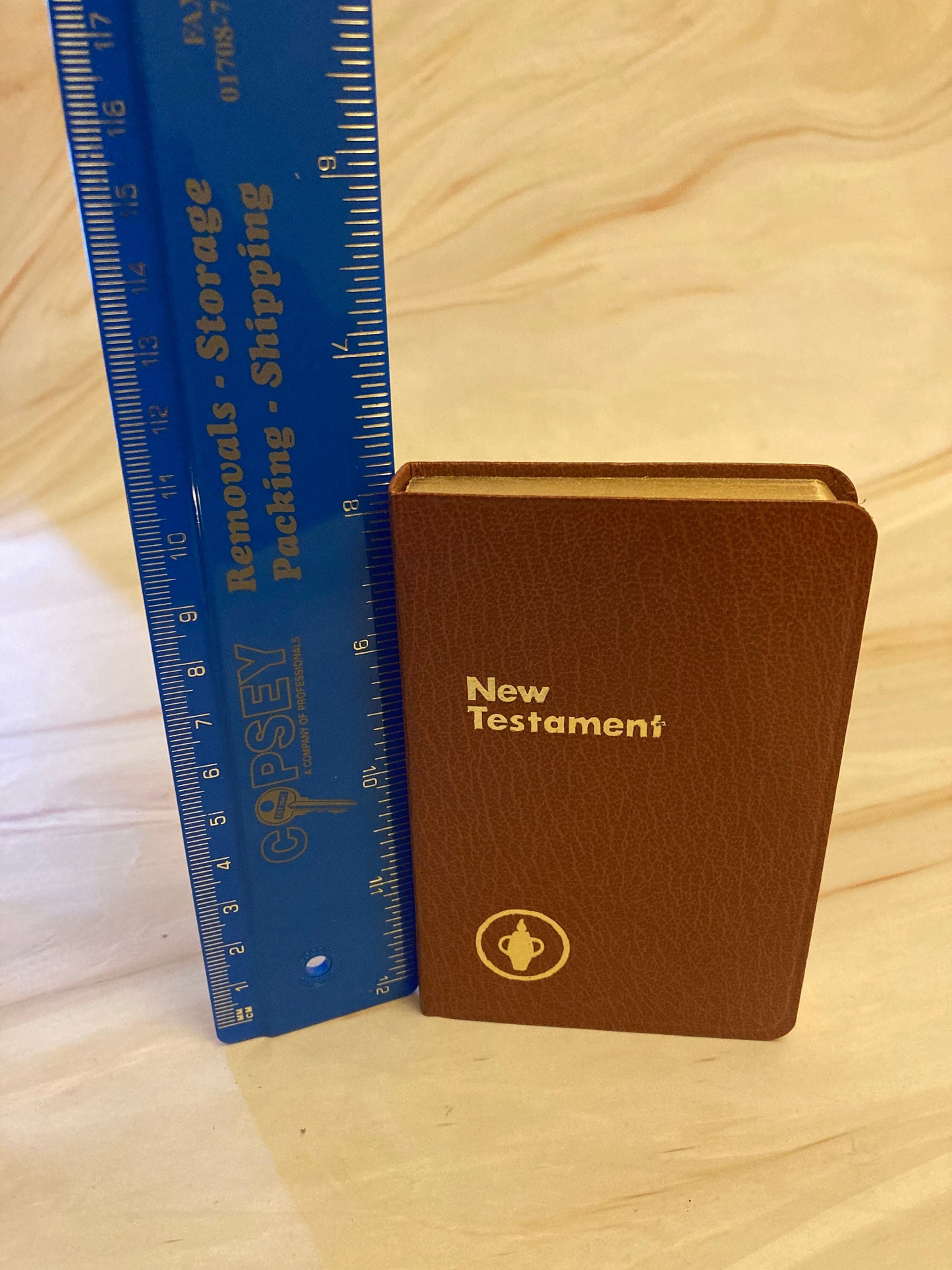 Mini Brown Gideon Bible NIV 1980 - (Ref X150)