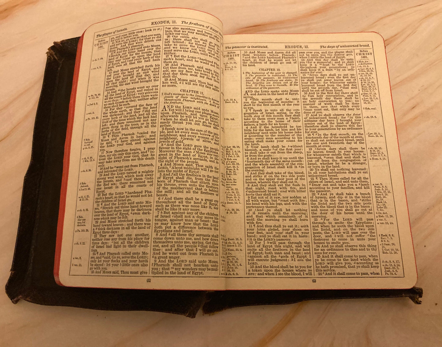 Rare Vintage Holy Bible - (Ref x272)