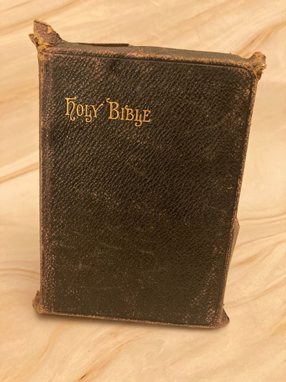 Rare Vintage Holy Bible - (Ref x272)