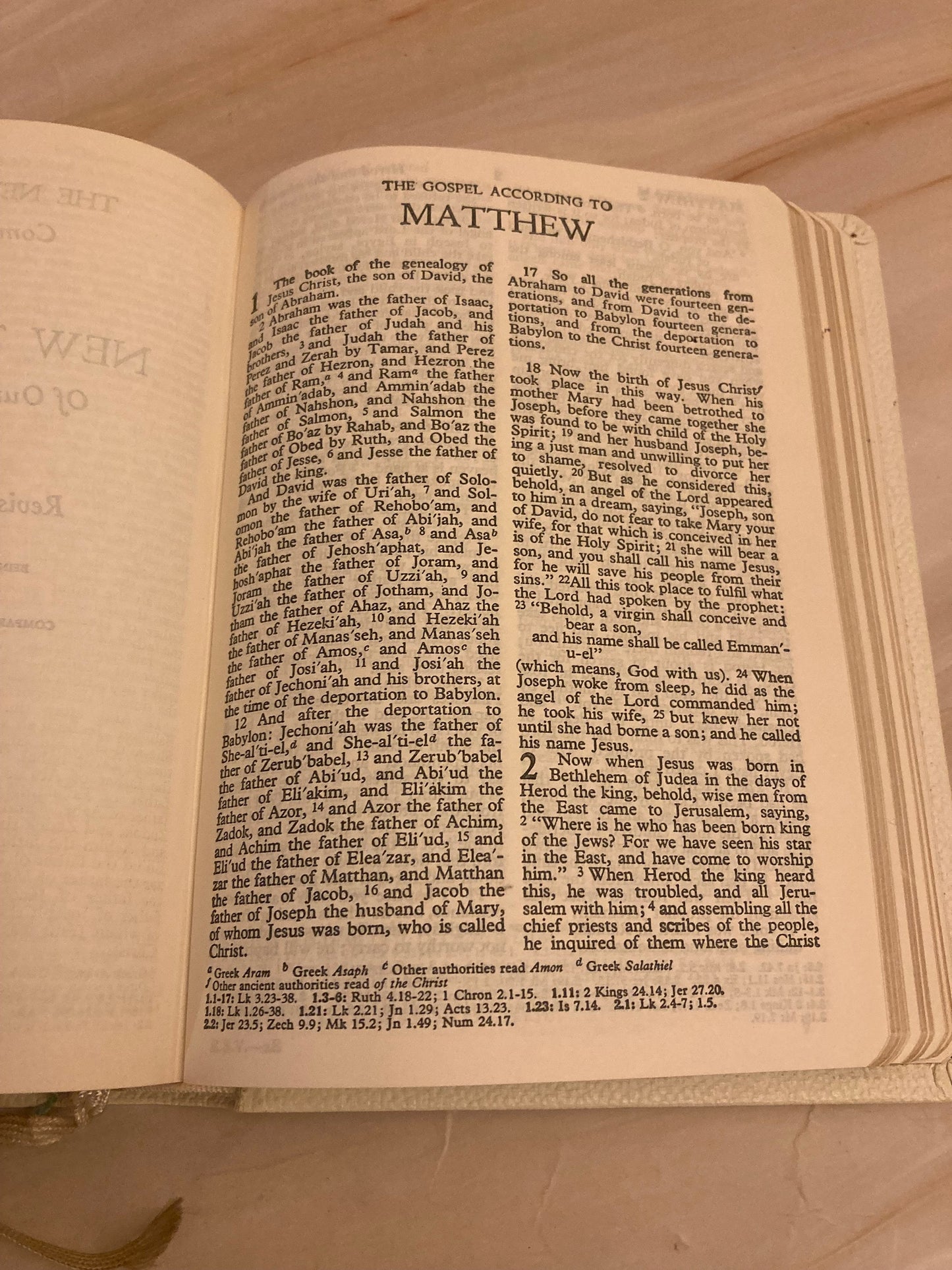 White Holy Bible RSV 1952 - (Ref x222)